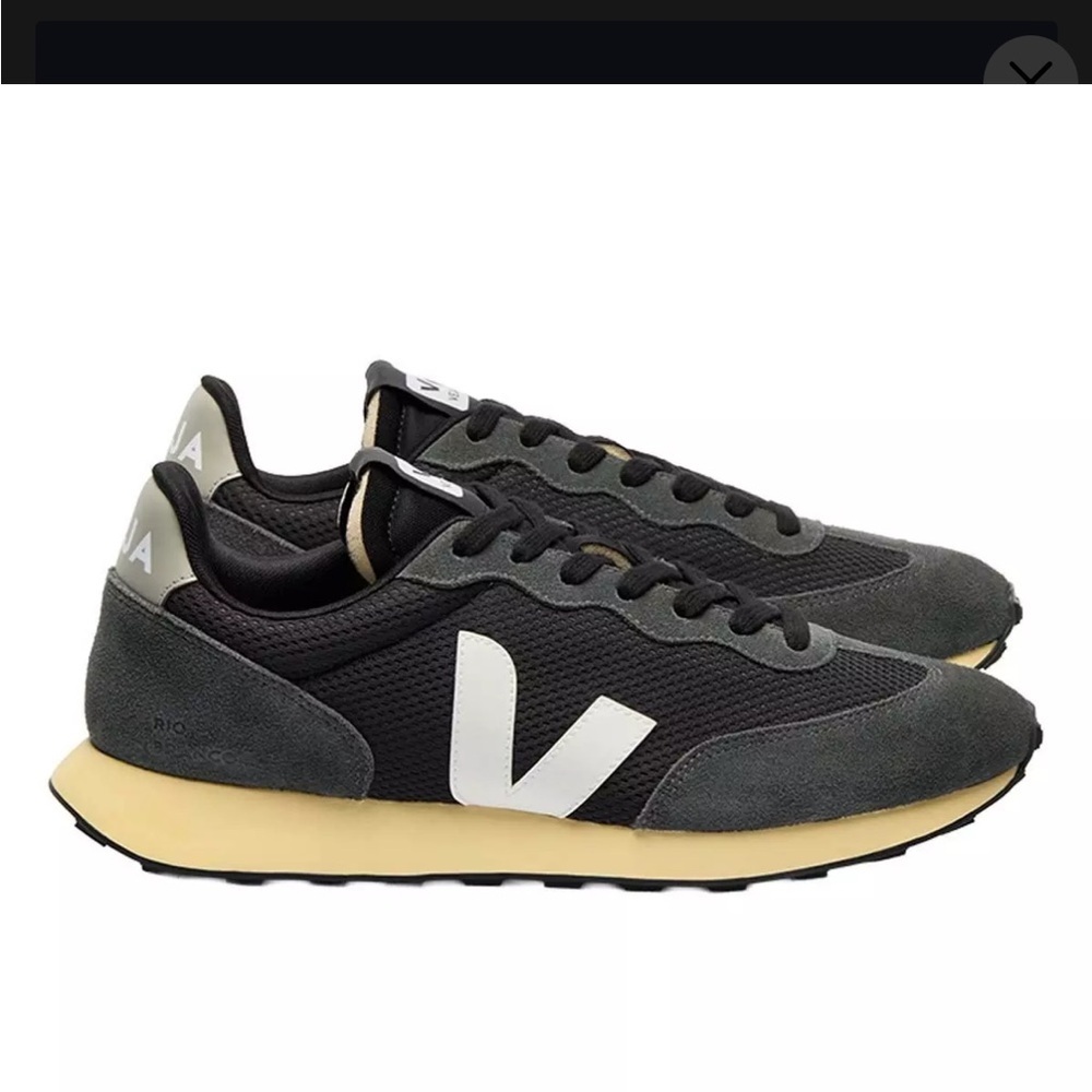 VEJA Rio Branco II Alveomesh Sneakers